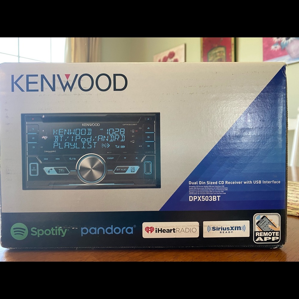 Kenwood car radio with Blluetooth